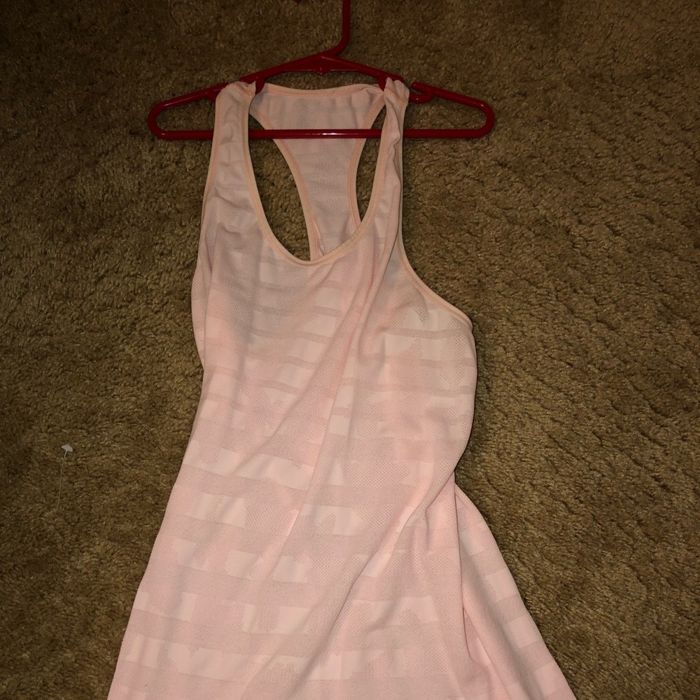 Never worn light pink Razorback tank top